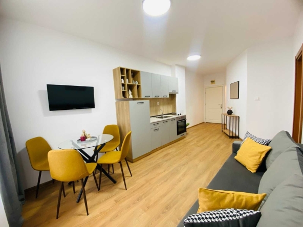 Двустаен апартамент в к.к. Слънчев бряг - 56 кв.м за 617 €/кв.м - Снимка #1