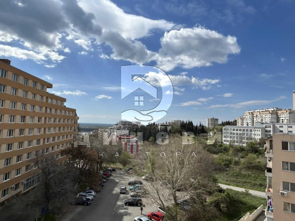 Тристаен апартамент в Стара Загора, Била - 132 кв.м за 433 €/кв.м - Снимка #1