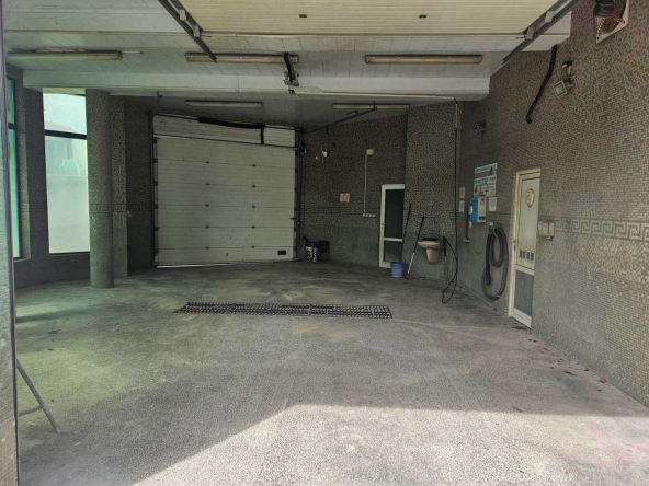 Дава се под наем Промишлена сграда в Горна Оряховица - 60 кв.м за 255 € - Снимка #1