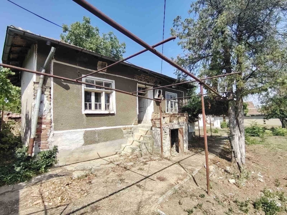 Къща в с. Згалево, Област Плевен - 99 кв.м за 181 €/кв.м - Снимка #1