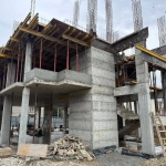 Тристаен апартамент в Търговище, Център - 100 кв.м за 587 €/кв.м - Снимка #1