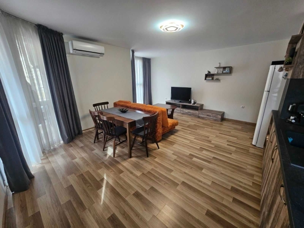 Тристаен апартамент в Велинград - 78 кв.м за 821 €/кв.м - Снимка #1