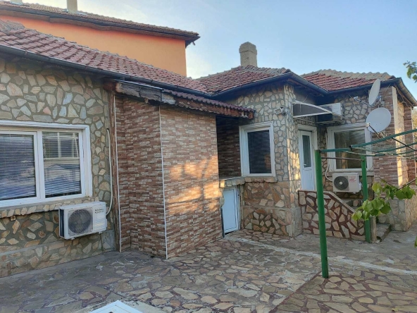 Къща в Добрич, Център - 75 кв.м за 1258 €/кв.м - Снимка #1