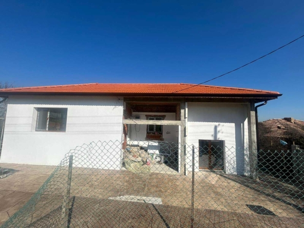 Къща в с. Звезда, Област Търговище - 120 кв.м за 510 €/кв.м - Снимка #1