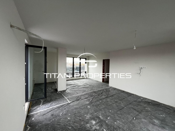 Тристаен апартамент в Пловдив, Кършияка - 190 кв.м за 537 €/кв.м - Снимка #1