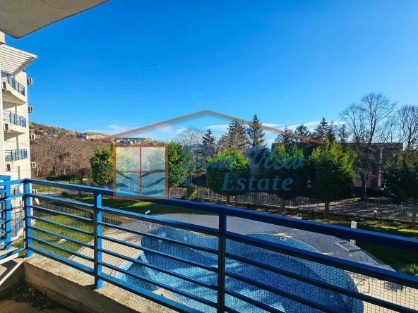 Тристаен апартамент в Балчик - 98 кв.м за 495 €/кв.м - Снимка #1