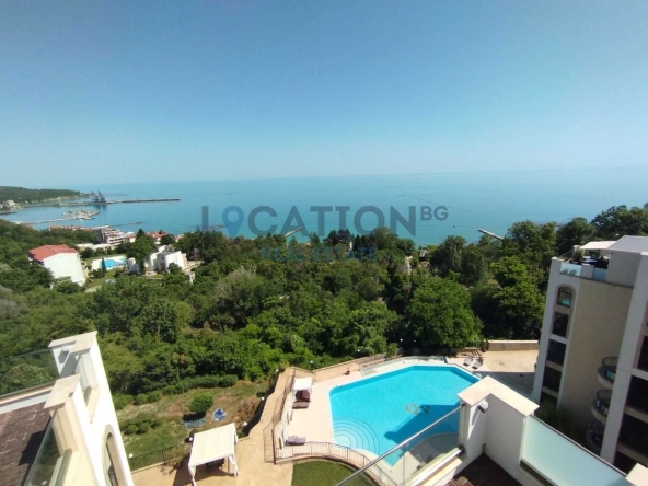 Многостаен апартамент в Балчик - 390 кв.м за 563 €/кв.м - Снимка #1