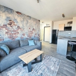 Дава се под наем Двустаен апартамент в София, Гео Милев - 79 кв.м за 463.59 € - Снимка #1