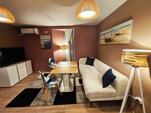 Дава се под наем Двустаен апартамент в София, Дианабад - 83 кв.м за 448.8 € - Снимка #1