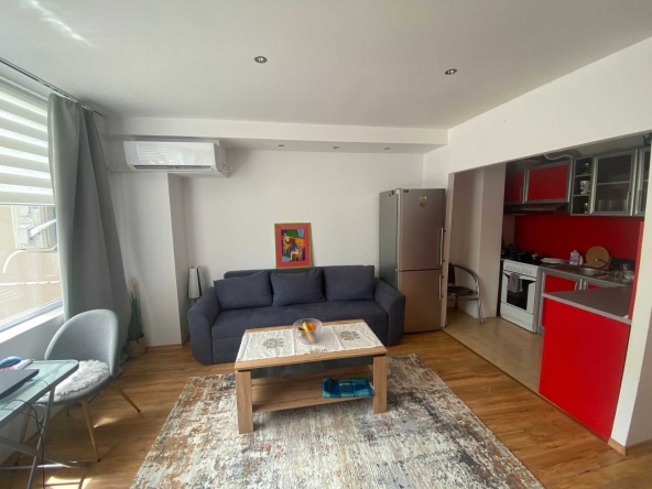 Дава се под наем Едностаен апартамент в Казанлък - 40 кв.м за 204 € - Снимка #1