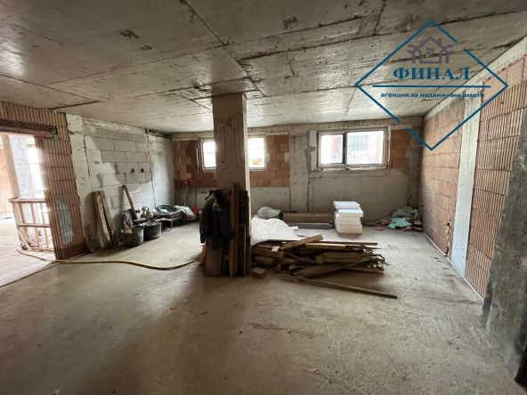 Офис в Шумен, Център - 62 кв.м за 756 €/кв.м - Снимка #1