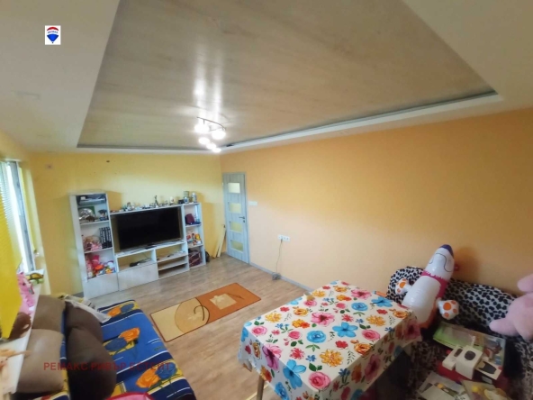 Тристаен апартамент в Русе, Дружба 2 - 72 кв.м за 1180 €/кв.м - Снимка #1