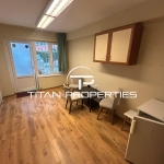 Дава се под наем Офис в Бургас, Център - 20 кв.м за 129.54 € - Снимка #1