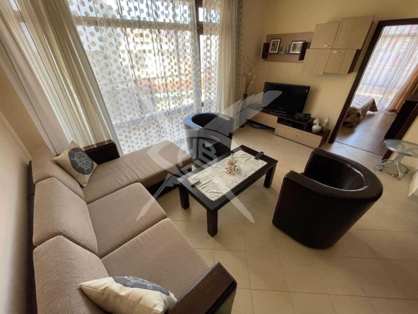 Двустаен апартамент в к.к. Слънчев бряг - 105 кв.м за 534 €/кв.м - Снимка #1