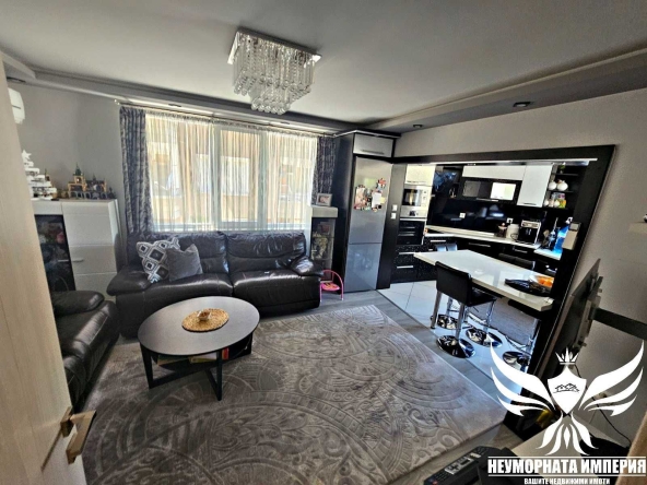 Дава се под наем Тристаен апартамент в Асеновград - 115 кв.м за 359.04 € - Снимка #1