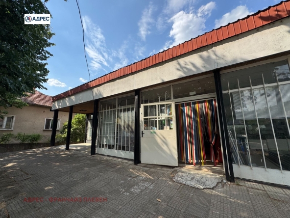 Магазин в с. Рогозен, Област Враца - 337 кв.м за 43 €/кв.м - Снимка #1