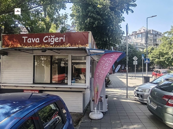 Магазин в Варна, Окръжна болница - 8 кв.м за 1275 €/кв.м - Снимка #1