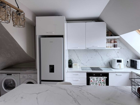 Мезонет в Казанлък - 200 кв.м за 536 €/кв.м - Снимка #1