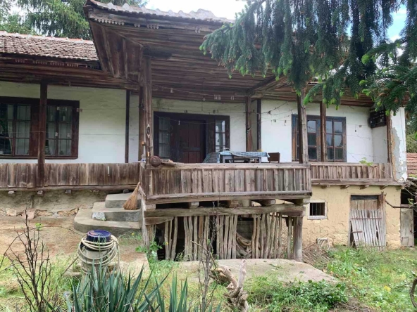 Къща в с. Главан, Област Силистра - 100 кв.м за 102 €/кв.м - Снимка #1