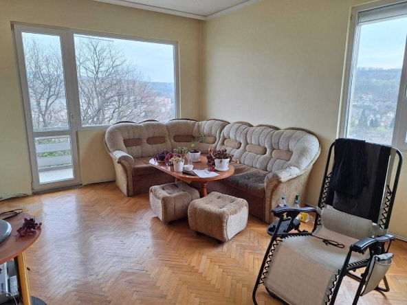 Тристаен апартамент в Габрово, Център - 109 кв.м за 912 €/кв.м - Снимка #1