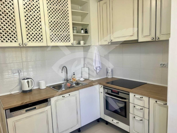 Дава се под наем Тристаен апартамент в Варна, Левски - 70 кв.м за 548.25 € - Снимка #1