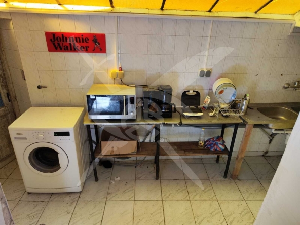 Дава се под наем Едностаен апартамент в Варна, м-т Евксиноград - 15 кв.м за 209.1 € - Снимка #1