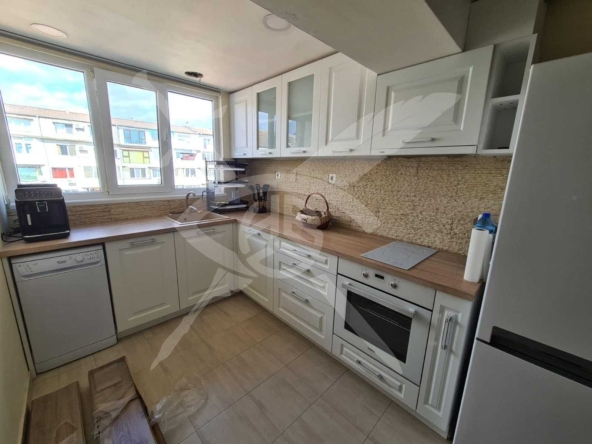 Дава се под наем Мезонет в Варна, Лятно кино Тракия - 60 кв.м за 498.27 € - Снимка #1