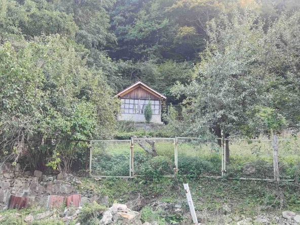 Парцел в Благоевград, Идеален център - 600 кв.м за 117 €/кв.м - Снимка #1