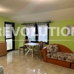 Дава се под наем Едностаен апартамент в к.к. Св.Св. Константин и Елена - 40 кв.м за 278.97 € - Снимка #1