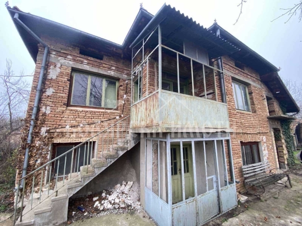 Къща в с. Обединение, Област Велико Търново - 110 кв.м за 64 €/кв.м - Снимка #1