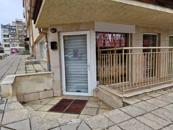 Дава се под наем Магазин в София, Гео Милев - 90 кв.м за 598.23 € - Снимка #1