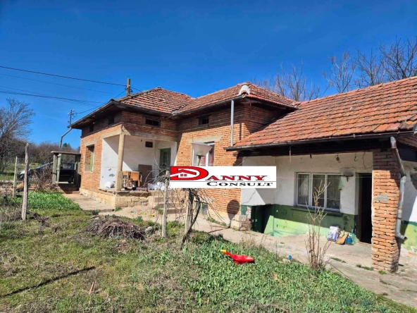 Къща в Велико Търново, Акация - 70 кв.м за 139 €/кв.м - Снимка #1