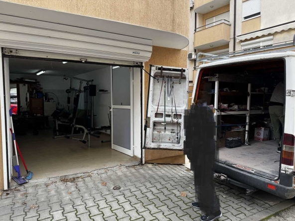 Дава се под наем Склад в Сливен, Център - 25 кв.м за 129.54 € - Снимка #1