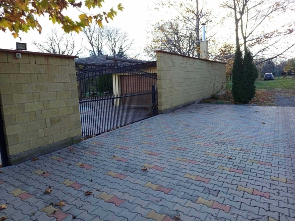 Парцел в Казанлък - 1910 кв.м за 62 €/кв.м - Снимка #1