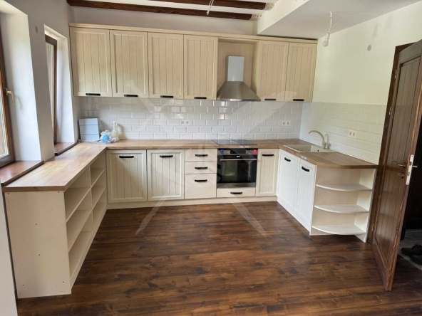 Къща в с. Косово, Област Пловдив - 196 кв.м за 898 €/кв.м - Снимка #1