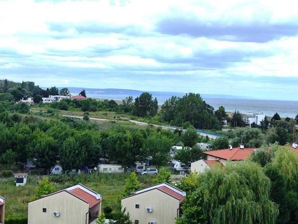 Тристаен апартамент в с. Шкорпиловци, Област Варна - 212 кв.м за 479 €/кв.м - Снимка #1