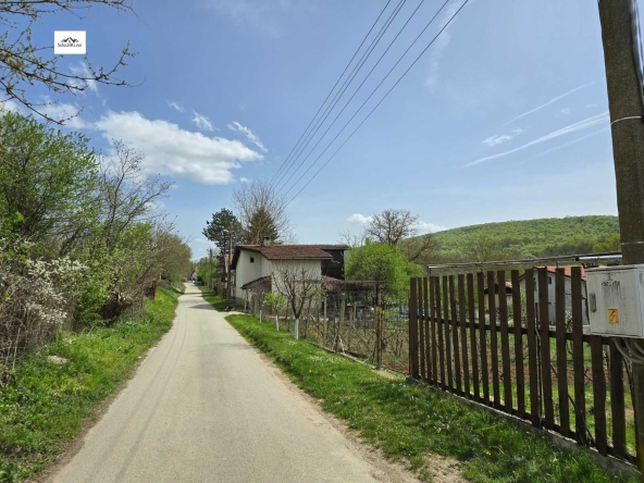 Парцел в Велико Търново, Колю Фичето - 532 кв.м за 24 €/кв.м - Снимка #1