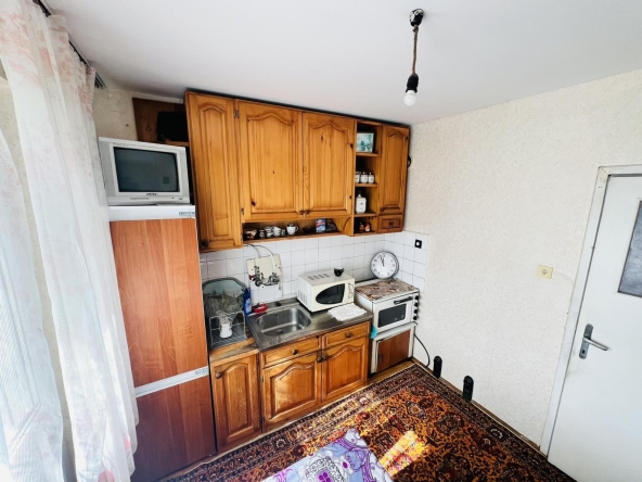 Двустаен апартамент в Кюстендил, Център - 68 кв.м за 578 €/кв.м - Снимка #1