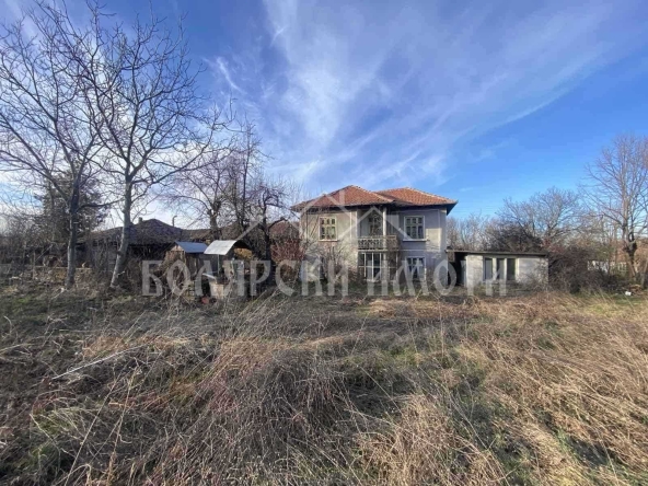 Къща в с. Ново село, Област Велико Търново - 200 кв.м за 69 €/кв.м - Снимка #1