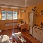 Дава се под наем Едностаен апартамент в Враца, Вежен - 49 кв.м за 229.5 € - Снимка #1