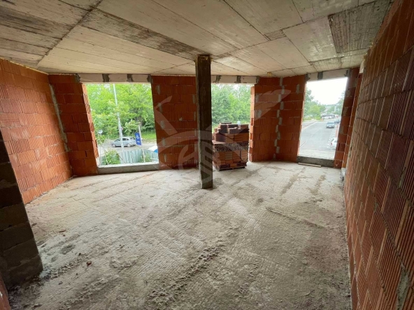 Тристаен апартамент в Пловдив, Христо Смирненски - 93 кв.м за 1375 €/кв.м - Снимка #1