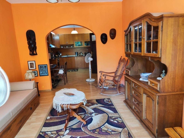 Многостаен апартамент в Варна, Център - 145 кв.м за 1196 €/кв.м - Снимка #1