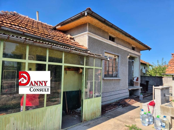 Къща в Велико Търново, Акация - 97 кв.м за 95 €/кв.м - Снимка #1