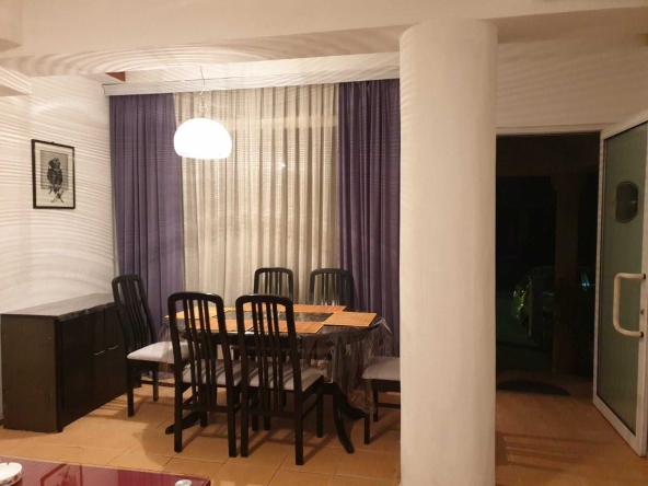 Дава се под наем Двустаен апартамент в София, Зона Б-18 - 60 кв.м за 448.8 € - Снимка #1