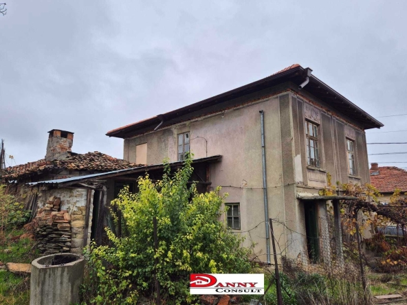 Къща в Велико Търново, Акация - 160 кв.м за 396 €/кв.м - Снимка #1