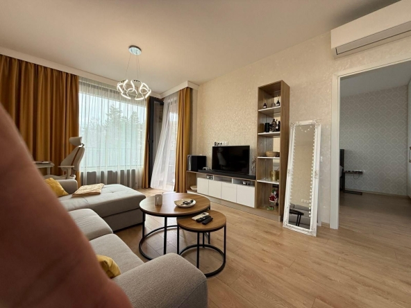 Дава се под наем Двустаен апартамент в София, Бояна - 85 кв.м за 1097.01 € - Снимка #1