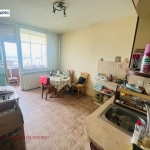 Тристаен апартамент в Плевен, Сторгозия - 100 кв.м за 561 €/кв.м - Снимка #1