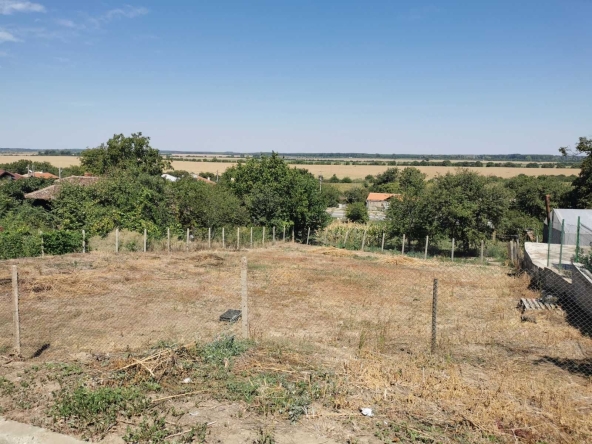 Парцел в с. Айдемир, Област Силистра - 900 кв.м за 18 €/кв.м - Снимка #1