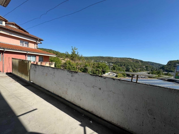 Тристаен апартамент в Велико Търново, Център - 135 кв.м за 491 €/кв.м - Снимка #1