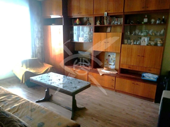 Тристаен апартамент в Айтос - 62 кв.м за 699 €/кв.м - Снимка #1